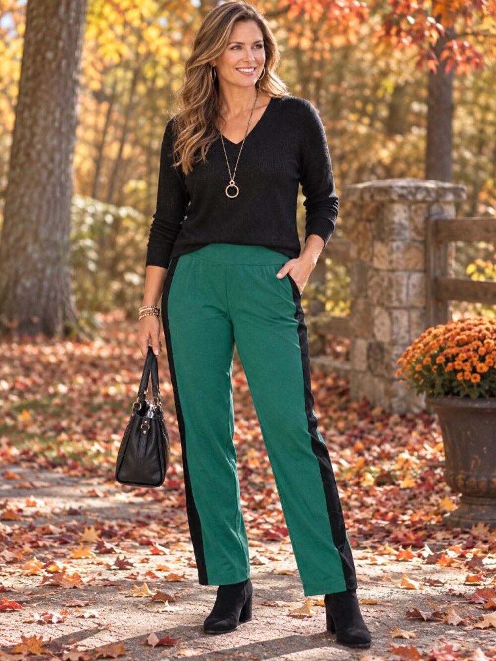 LOGO LOTUS by Lori Goldstein Pull-On Stretch Pants Green w/Black Stripes L